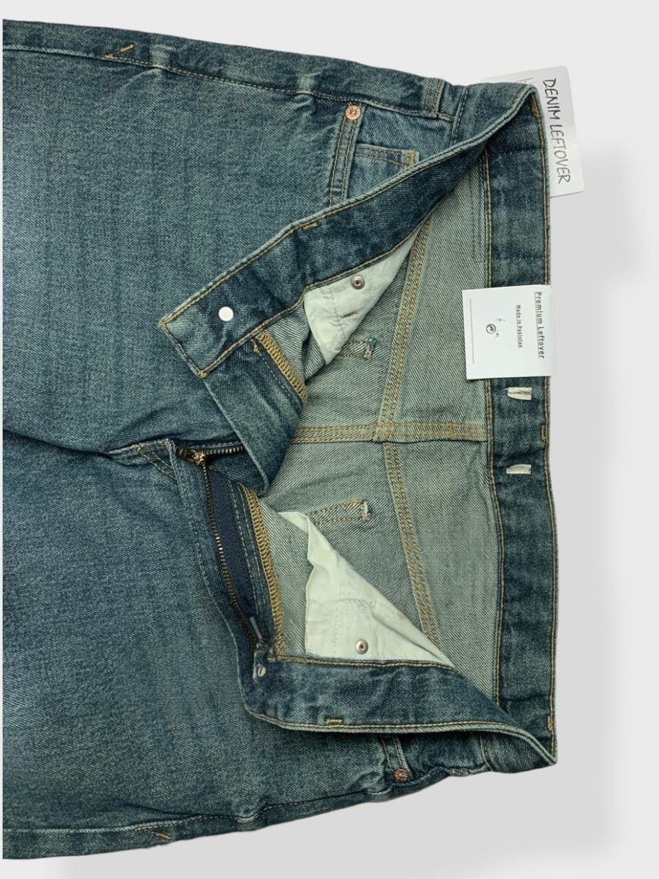 Men's Straight Fit Vintage Tinted Jeans